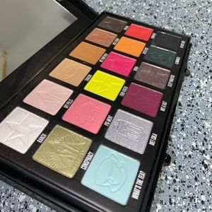 Conspiracy Palette (Swatched)